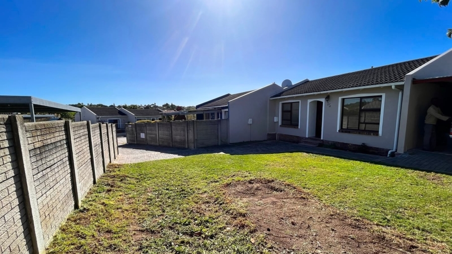 2 Bedroom Property for Sale in Sherwood Eastern Cape